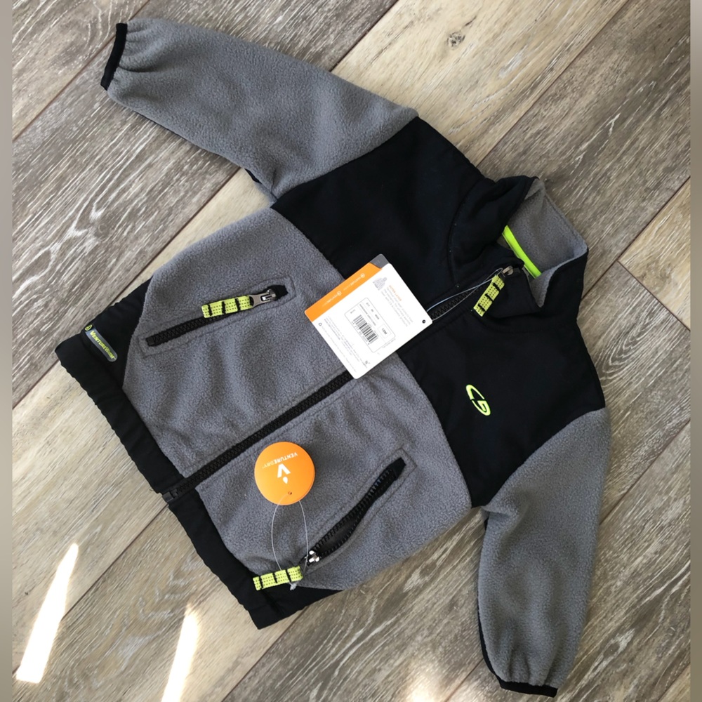 NWT fleece&water resistant jacket